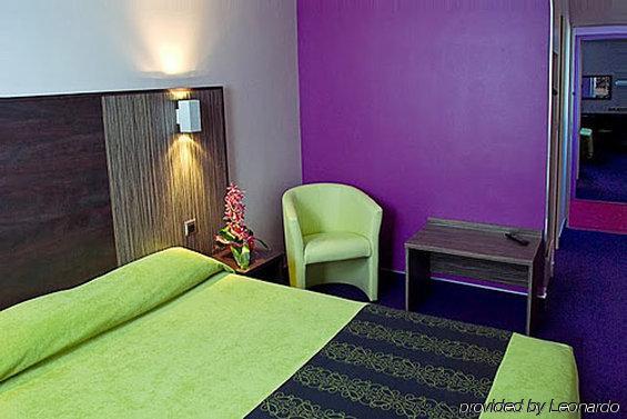 Tourhotel Blois La Chaussee-Saint-Victor Phòng bức ảnh